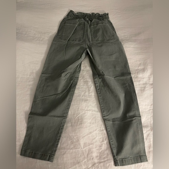 Universal Thread High Waisted Ruffle Pant - Picture 2 of 6